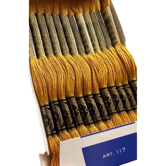 BRAND NEW DMC Floss #3852 V DK STRAW ** 12 Skeins for $10.25 **Dark Yellow Gold - Picture 4 of 7